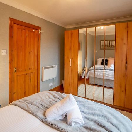 2 Wheelhouse Apartments Лохинвер Екстериор снимка